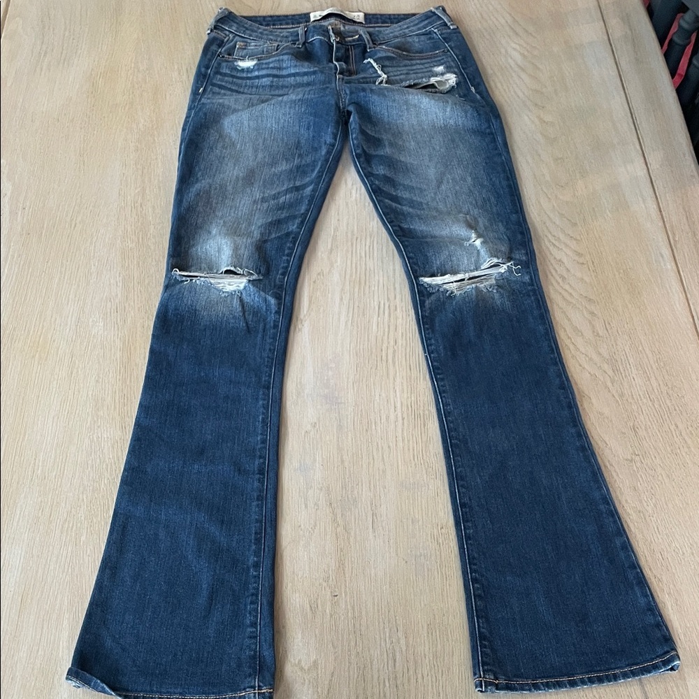 🧚‍♀️ Abercrombie flare jeans